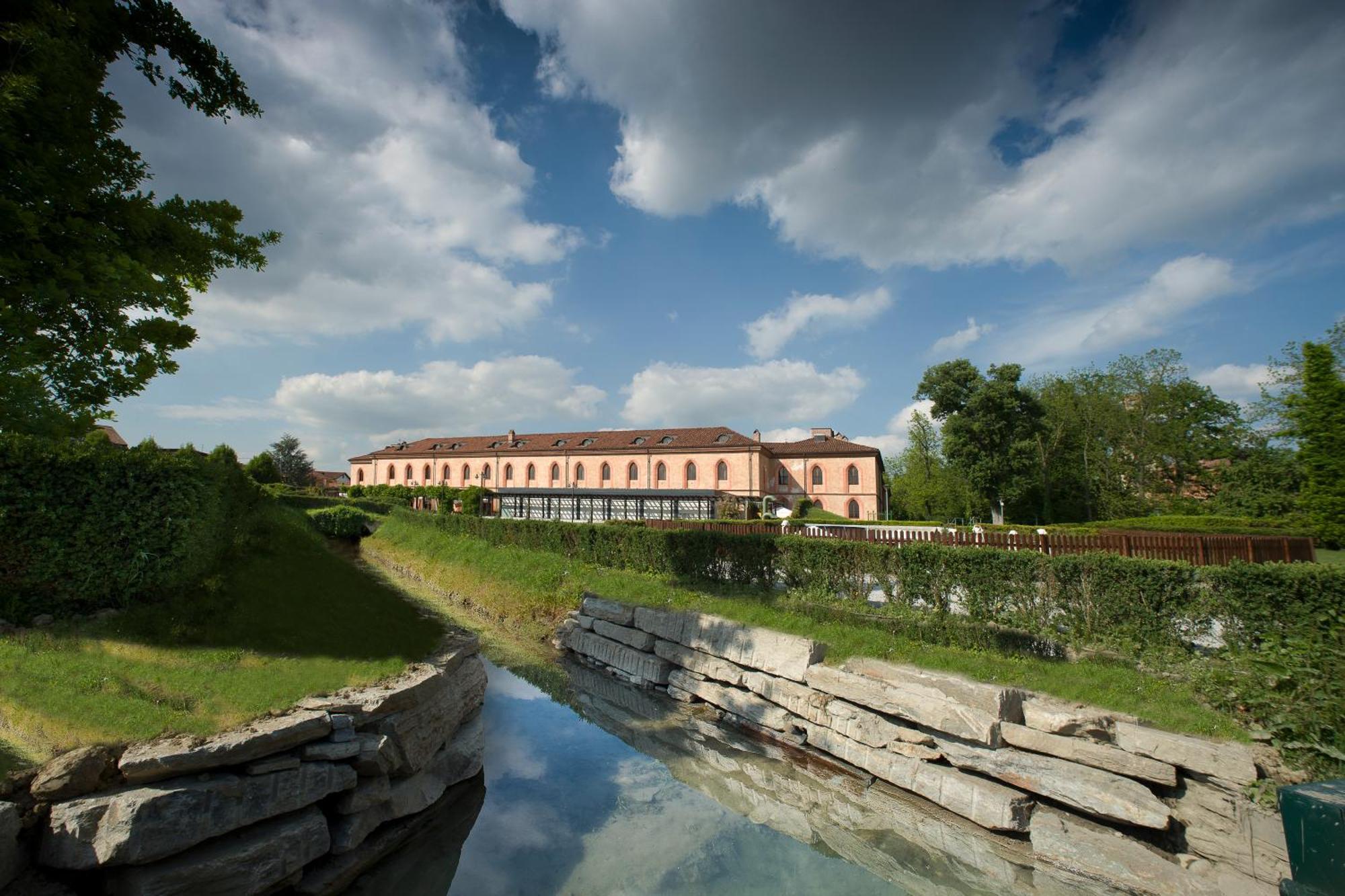 Albergo Dell'Agenzia บรา ภายนอก รูปภาพ