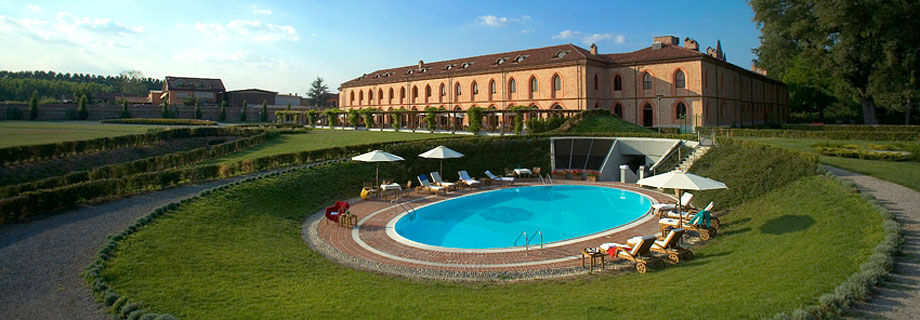 Albergo Dell'Agenzia บรา ภายนอก รูปภาพ